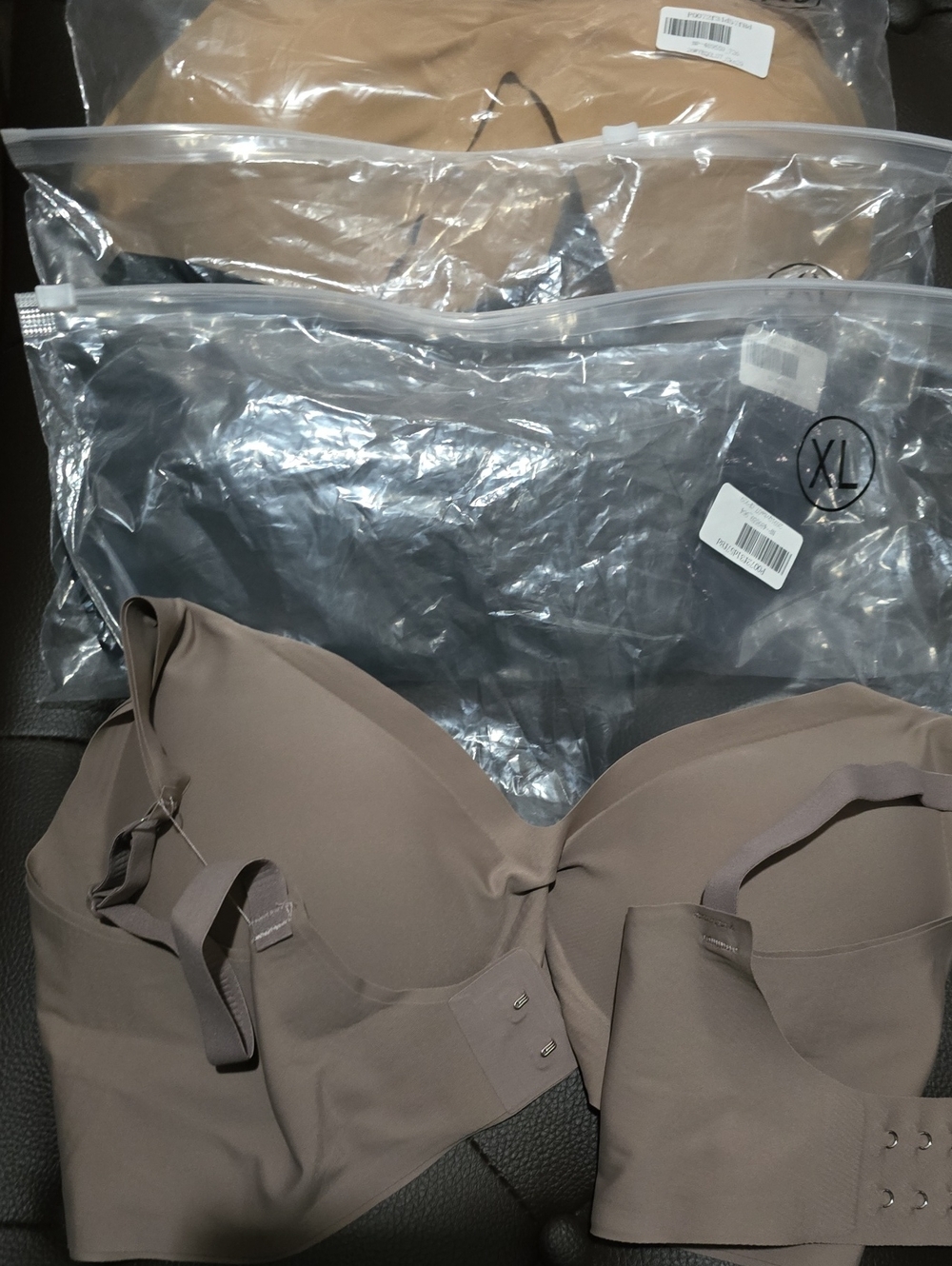 Seamless Nude Tones Strapless Bra with Removable Straps